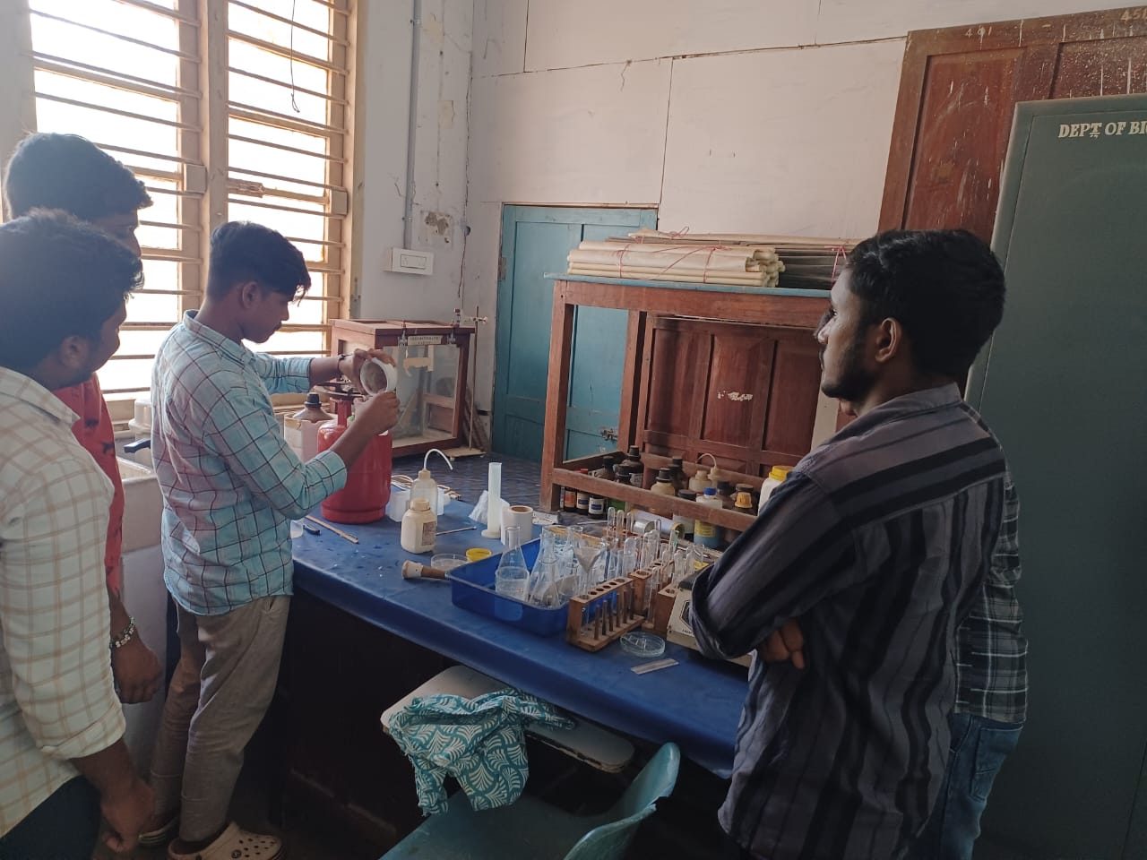Biotechnology Lab